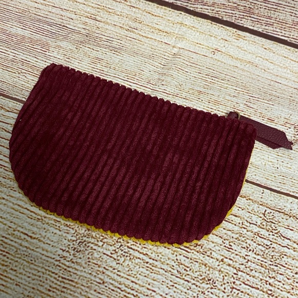 IPSY Bag - Picture 4 of 4